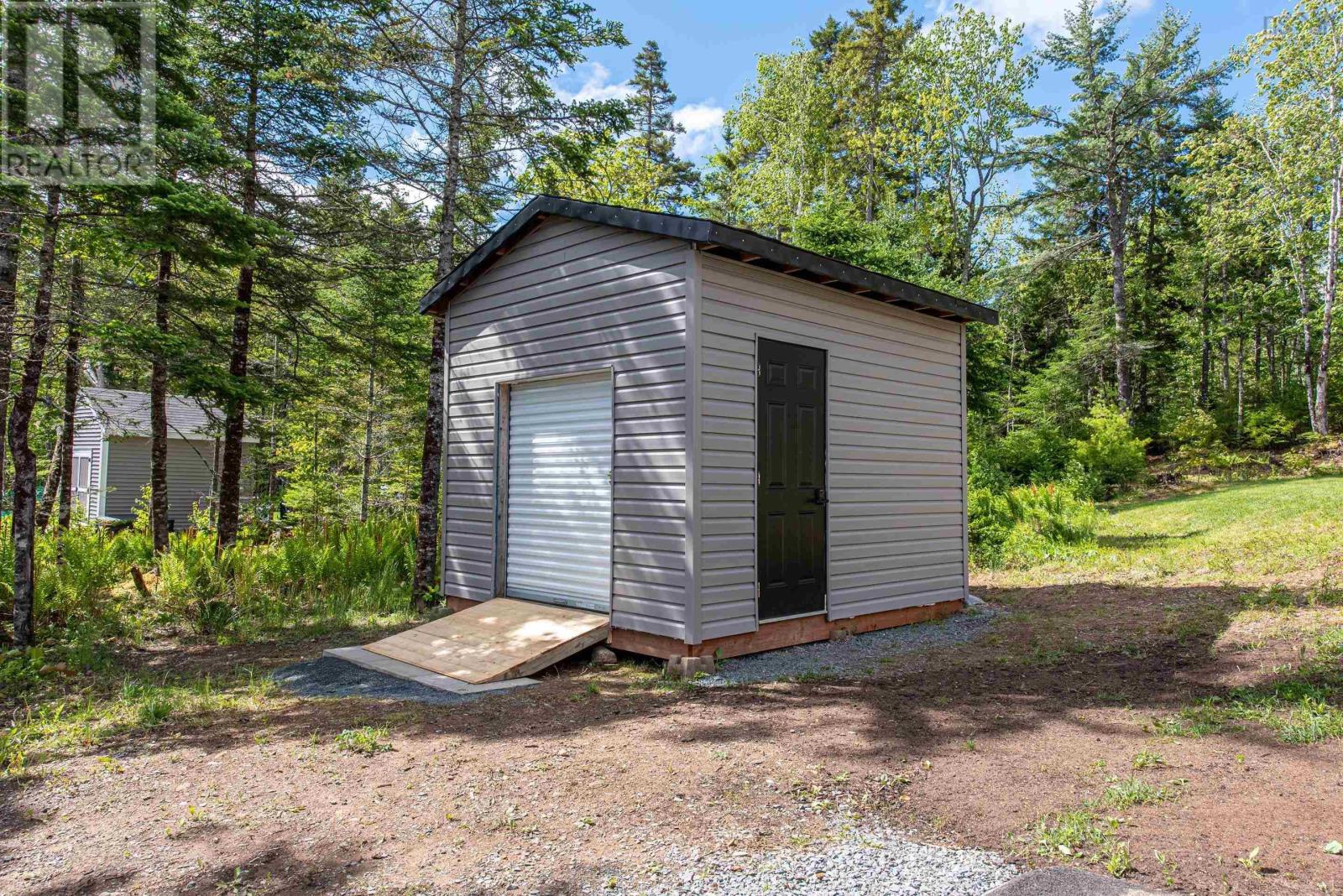 107/109 Bearpaw Drive, Beaver Bank, Nova Scotia  B4G 0C3 - Photo 32 - 202614044