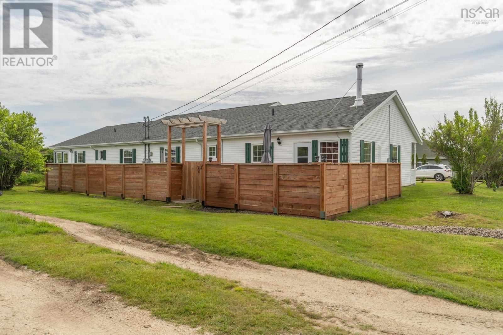 109 South East Street, Yarmouth, Nova Scotia  B5A 3P9 - Photo 4 - 202614212