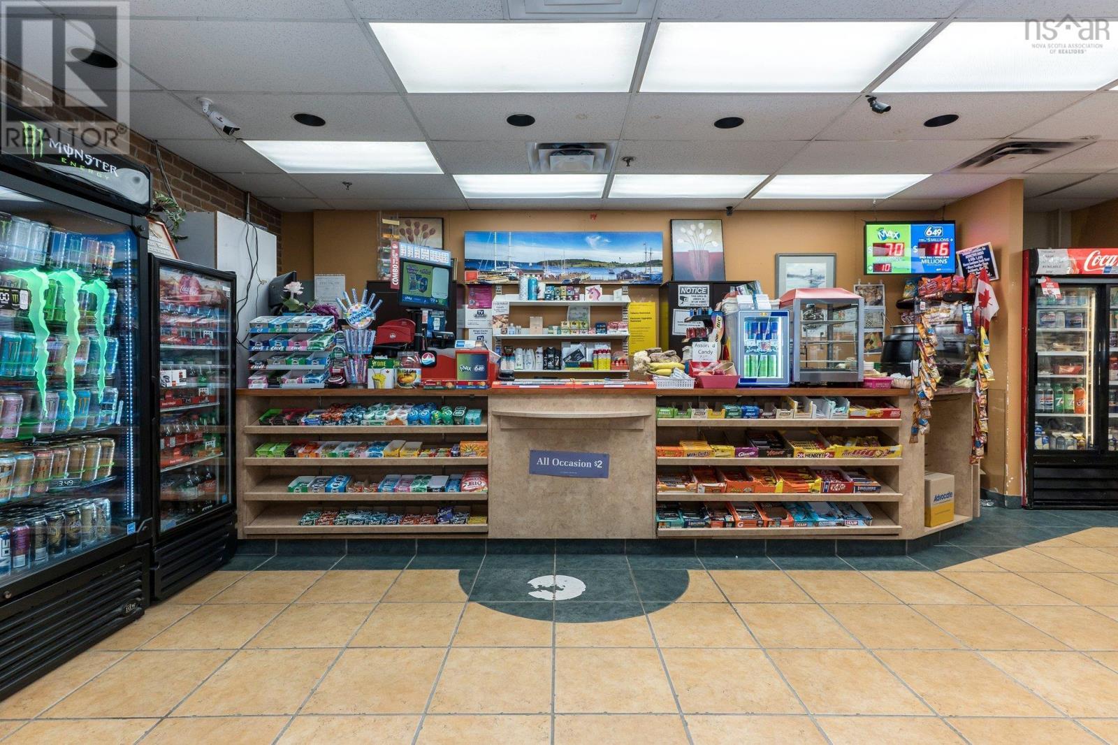 Smoke Shop 7071 Bayers Road, Halifax, Nova Scotia  B3L 2C2 - Photo 12 - 202614363