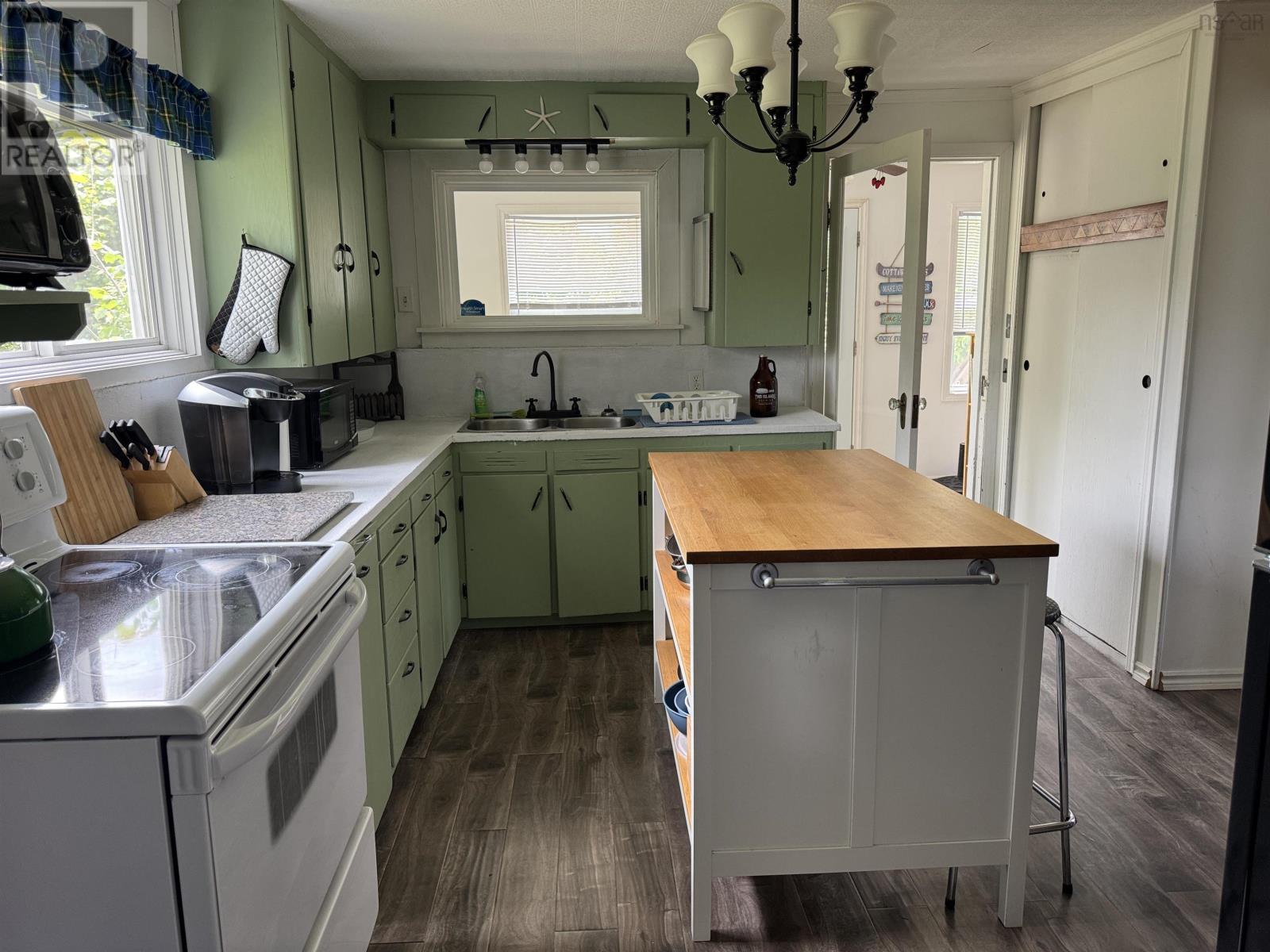 1 Moore Street, Parrsboro, Nova Scotia  B0M 1S0 - Photo 7 - 202614377