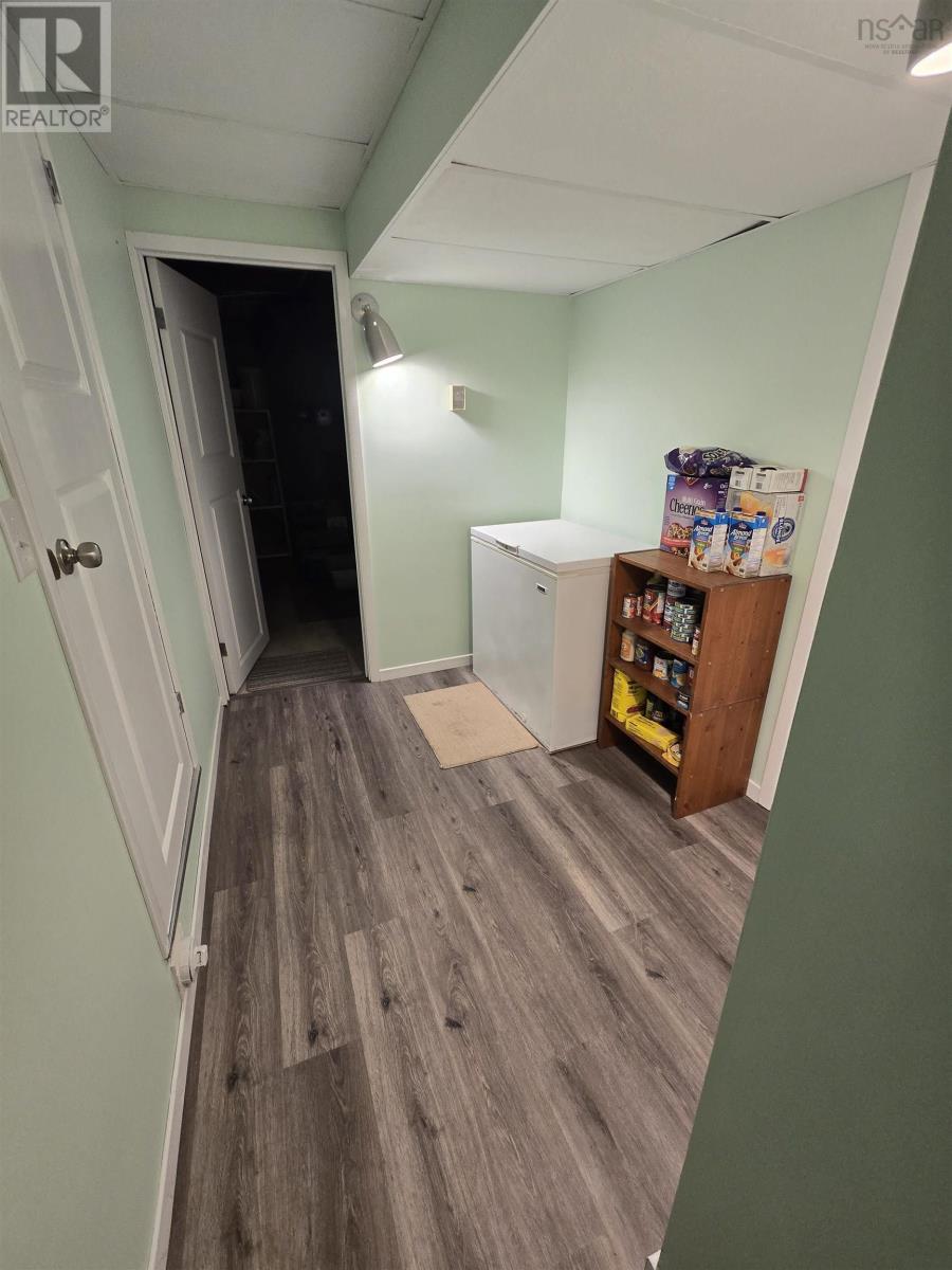 27 Smith Avenue, Bridgewater, Nova Scotia  B4V 1Y2 - Photo 38 - 202614410