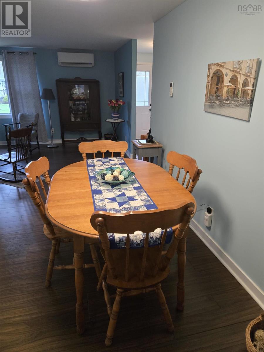 27 Smith Avenue, Bridgewater, Nova Scotia  B4V 1Y2 - Photo 7 - 202614410