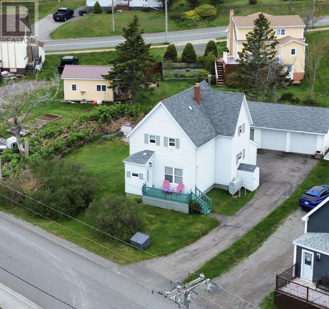 11 Havenside Road, Louisbourg, Nova Scotia  B1C 1N5 - Photo 10 - 202614432