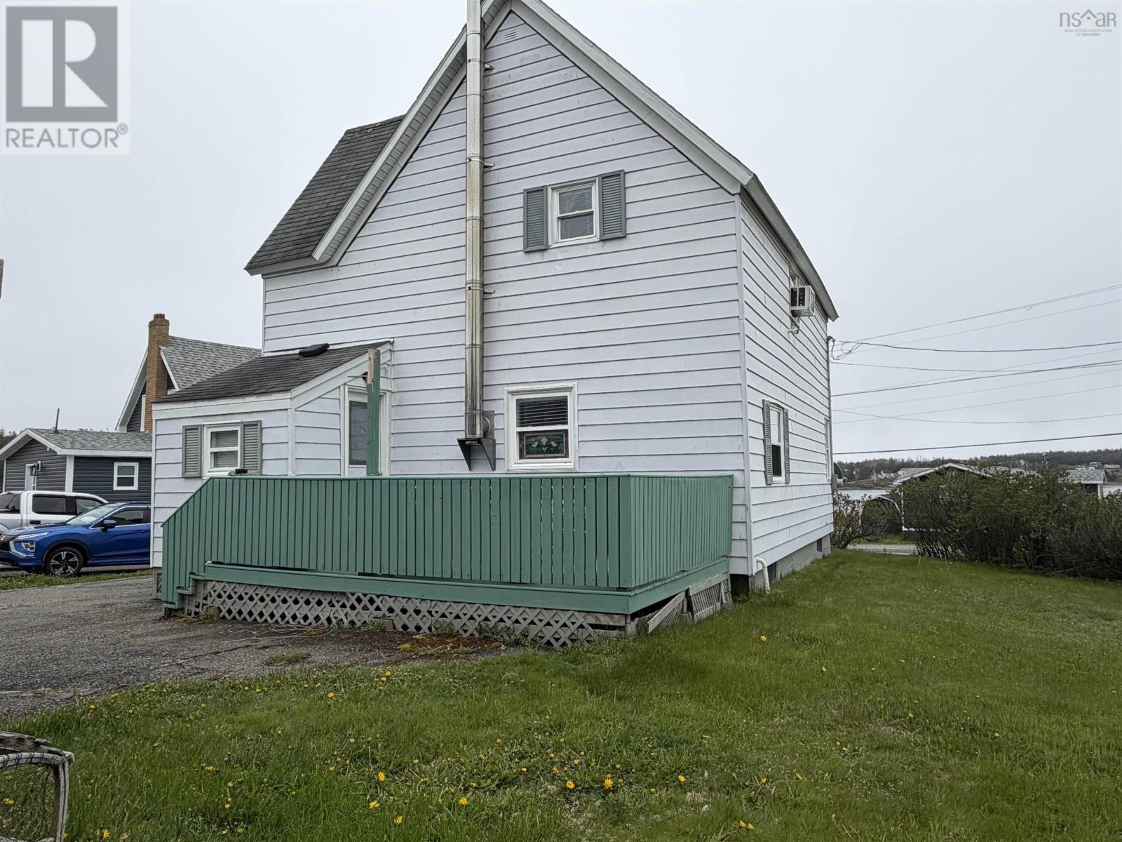 11 Havenside Road, Louisbourg, Nova Scotia  B1C 1N5 - Photo 12 - 202614432