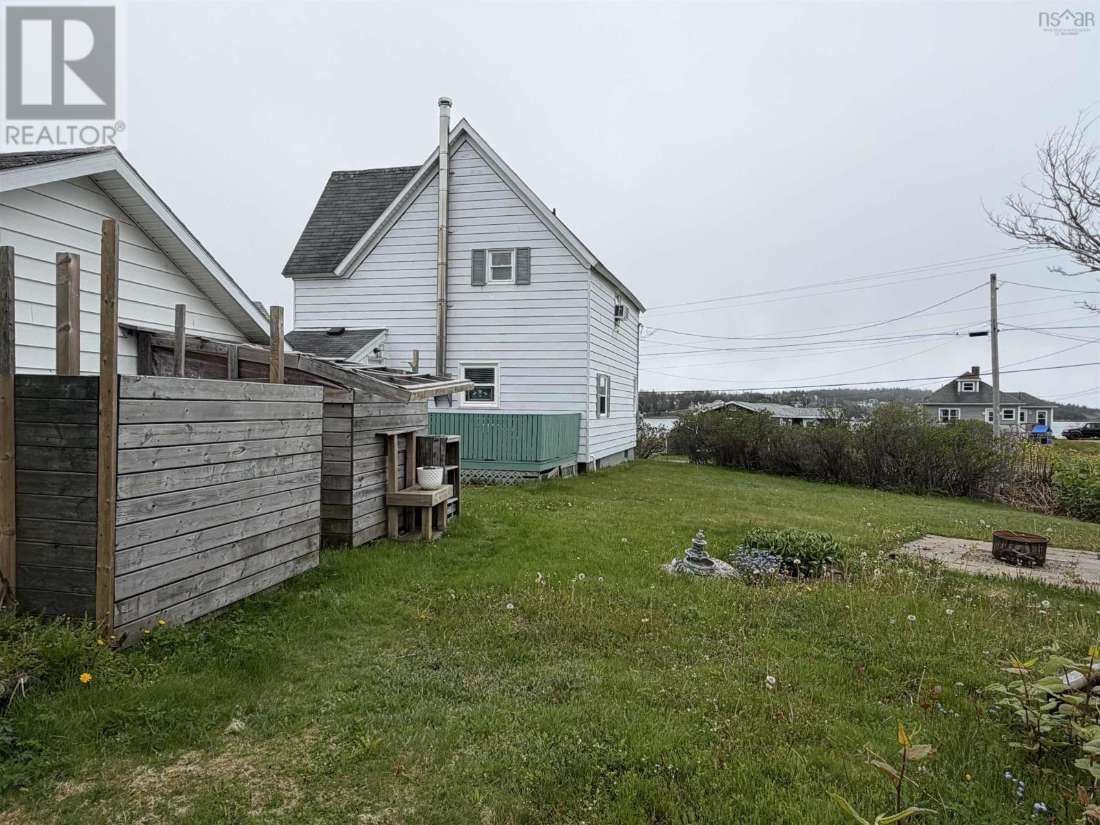 11 Havenside Road, Louisbourg, Nova Scotia  B1C 1N5 - Photo 13 - 202614432