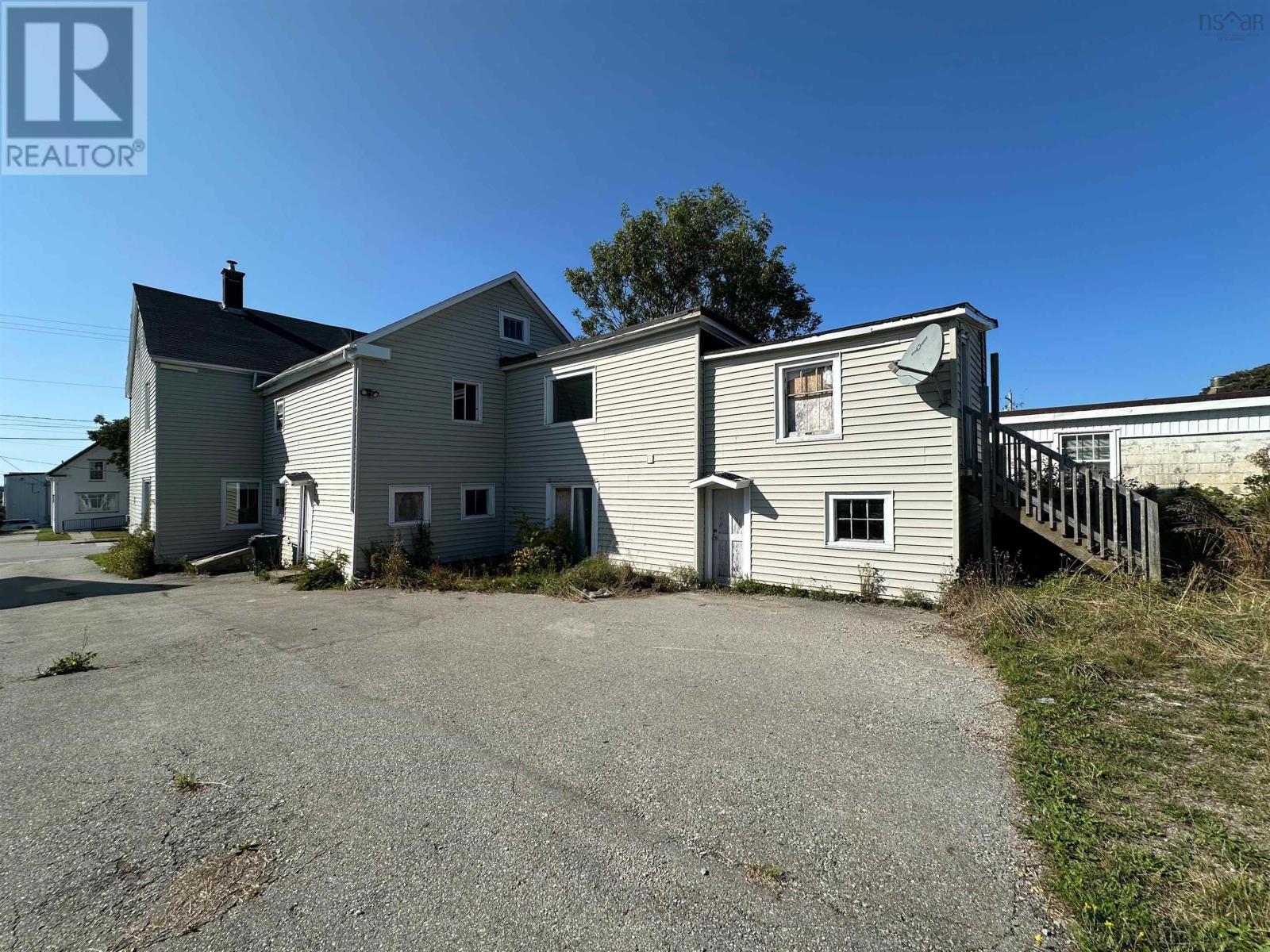 11-13 Kirk Street, Yarmouth, Nova Scotia  B5A 1S6 - Photo 40 - 202614434