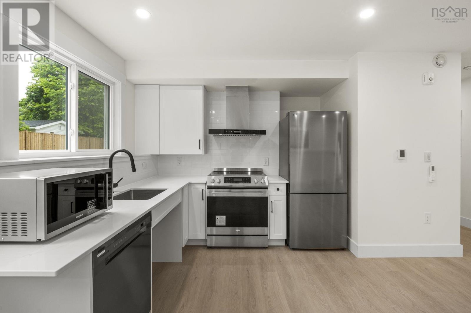 1 5698 Normandy Drive, Halifax, Nova Scotia  B3K 4J7 - Photo 11 - 202614543