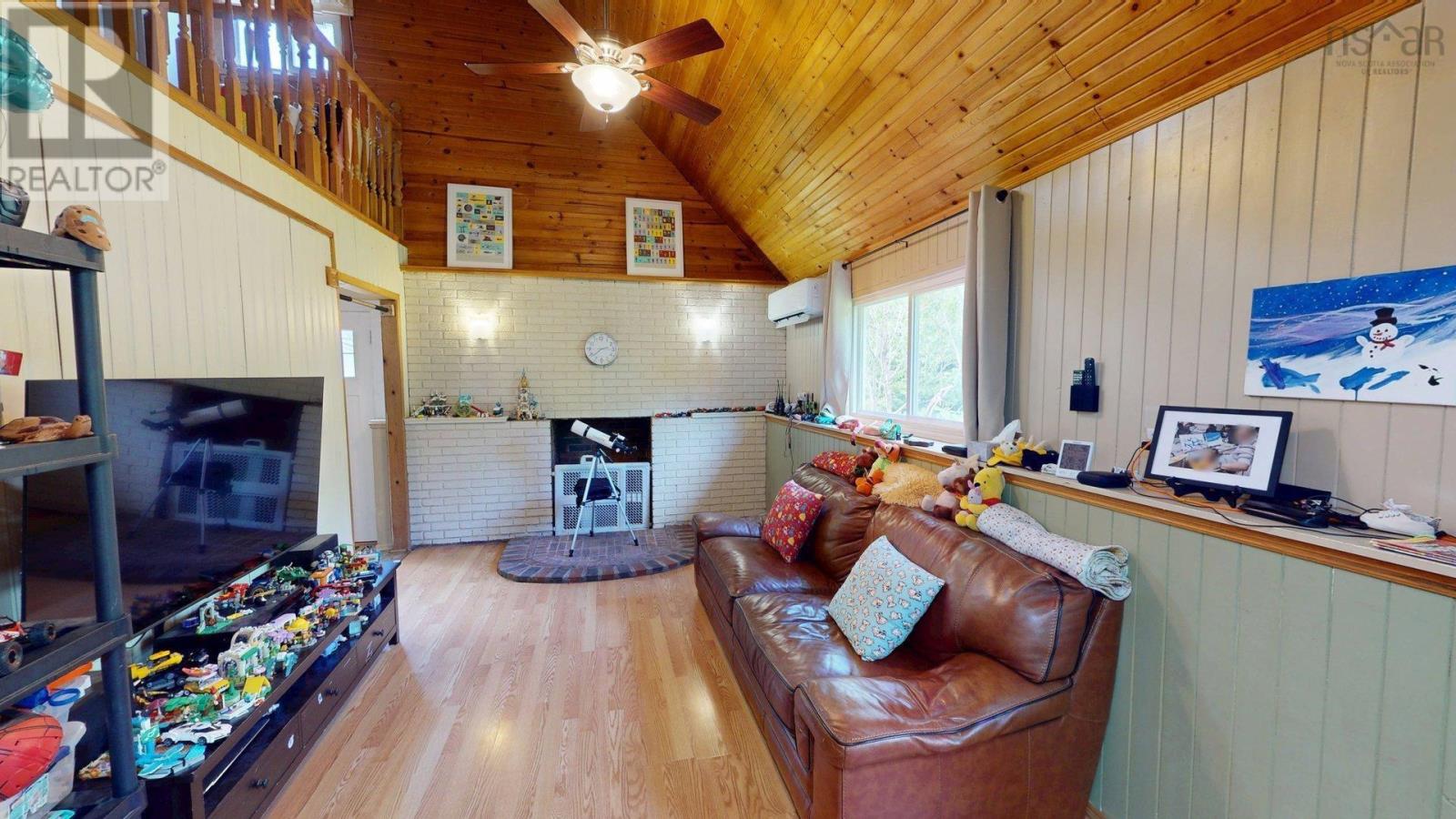 2554 Highway 7 Highway, East Preston, Nova Scotia  B2Z 1G6 - Photo 4 - 202614558