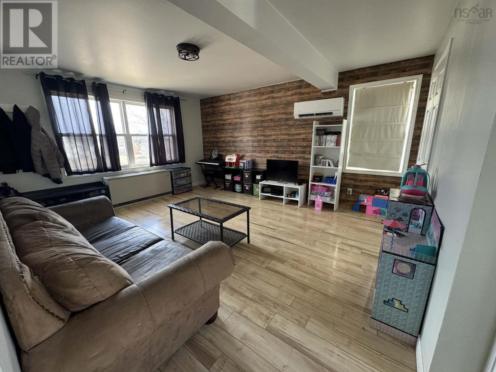 201 Sydney Road, Port Hawkesbury, Nova Scotia  B9A 3A8 - Photo 16 - 202614741