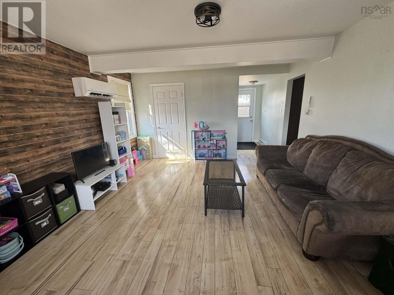 201 Sydney Road, Port Hawkesbury, Nova Scotia  B9A 3A8 - Photo 17 - 202614741