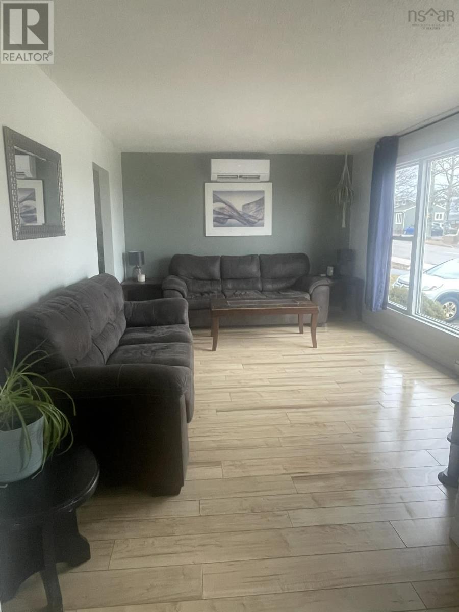 201 Sydney Road, Port Hawkesbury, Nova Scotia  B9A 3A8 - Photo 8 - 202614741