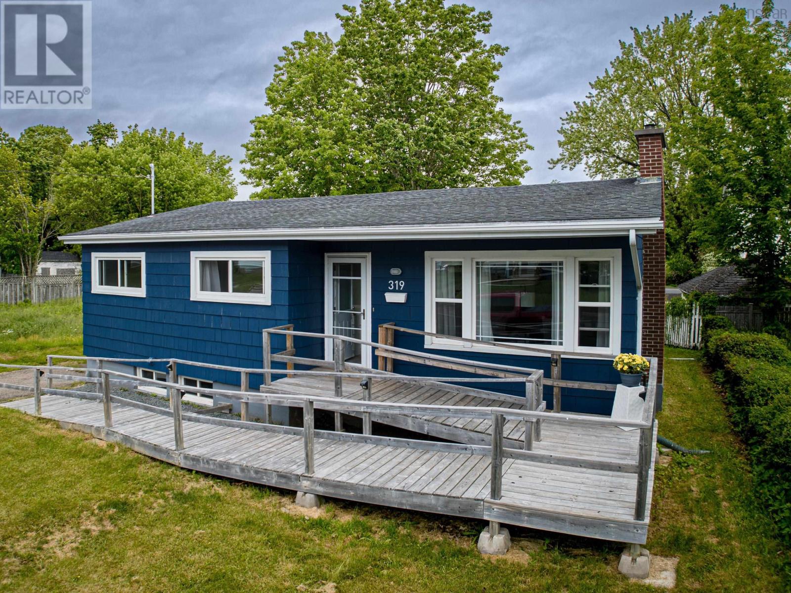 319 Brunswick Street, Truro, Nova Scotia  B2N 2J4 - Photo 2 - 202614746
