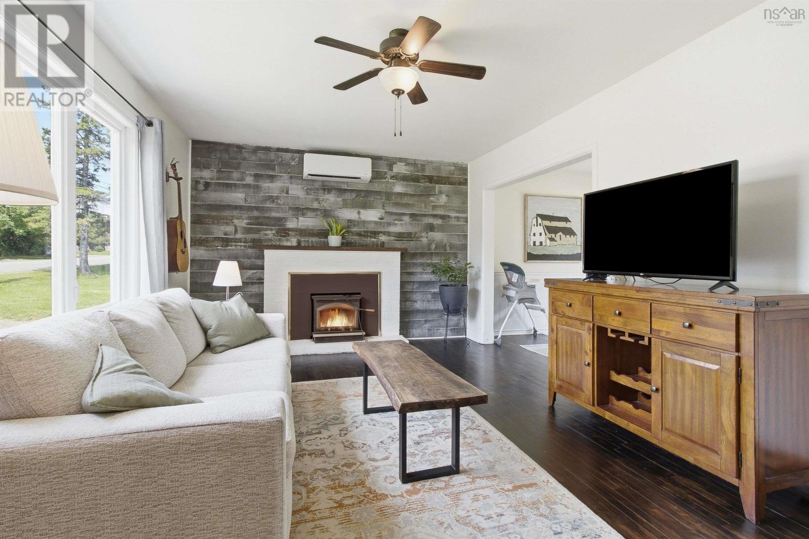 245 Town Road, Falmouth, Nova Scotia  B0P 1P0 - Photo 6 - 202614751