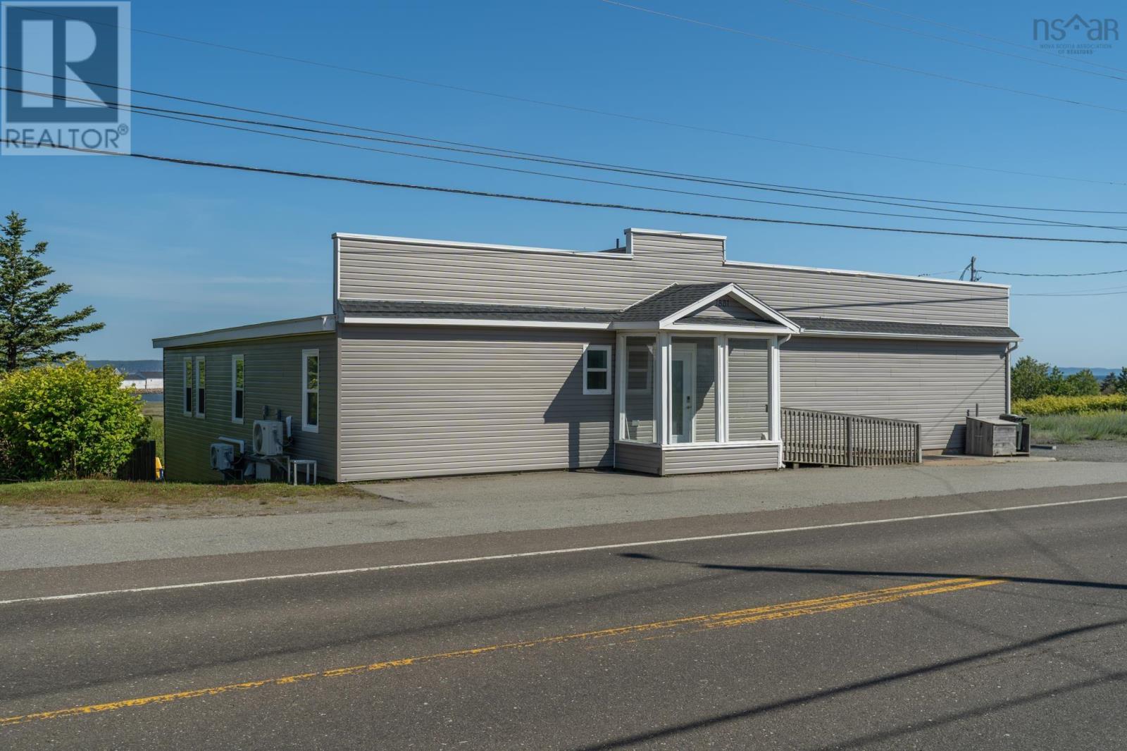 1861 Highway 1, Church Point, Nova Scotia  B0W 1M0 - Photo 2 - 202614783