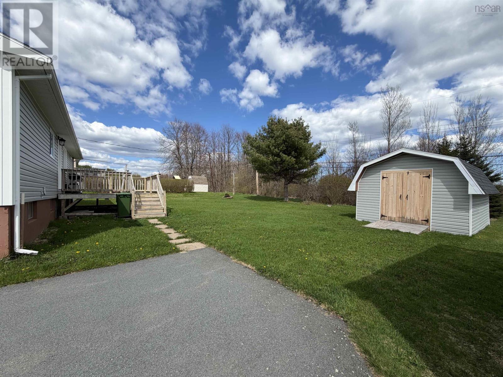 171 Centennial Avenue, Lunenburg, Nova Scotia  B0J 2C0 - Photo 3 - 202614801