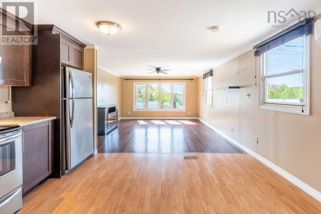 86 Brook Street, Middle Sackville, Nova Scotia  B4E 1B9 - Photo 10 - 202614973
