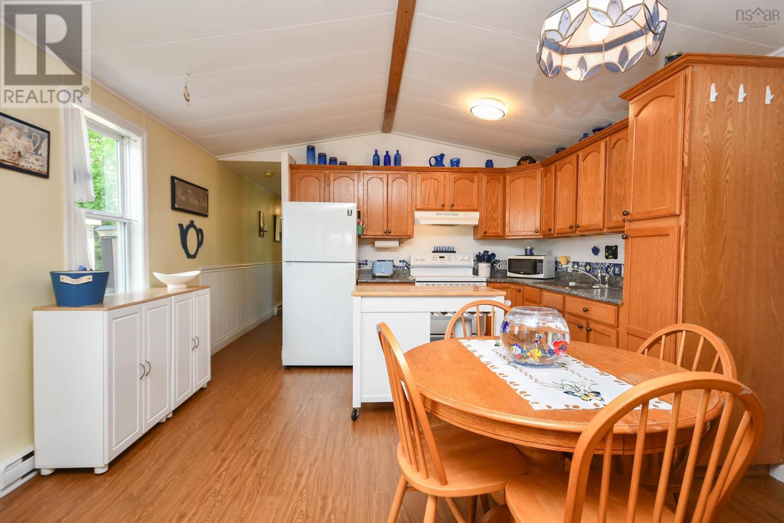 1526 Woodbine Drive, Beaver Bank, Nova Scotia  B4E 2M9 - Photo 15 - 202615045