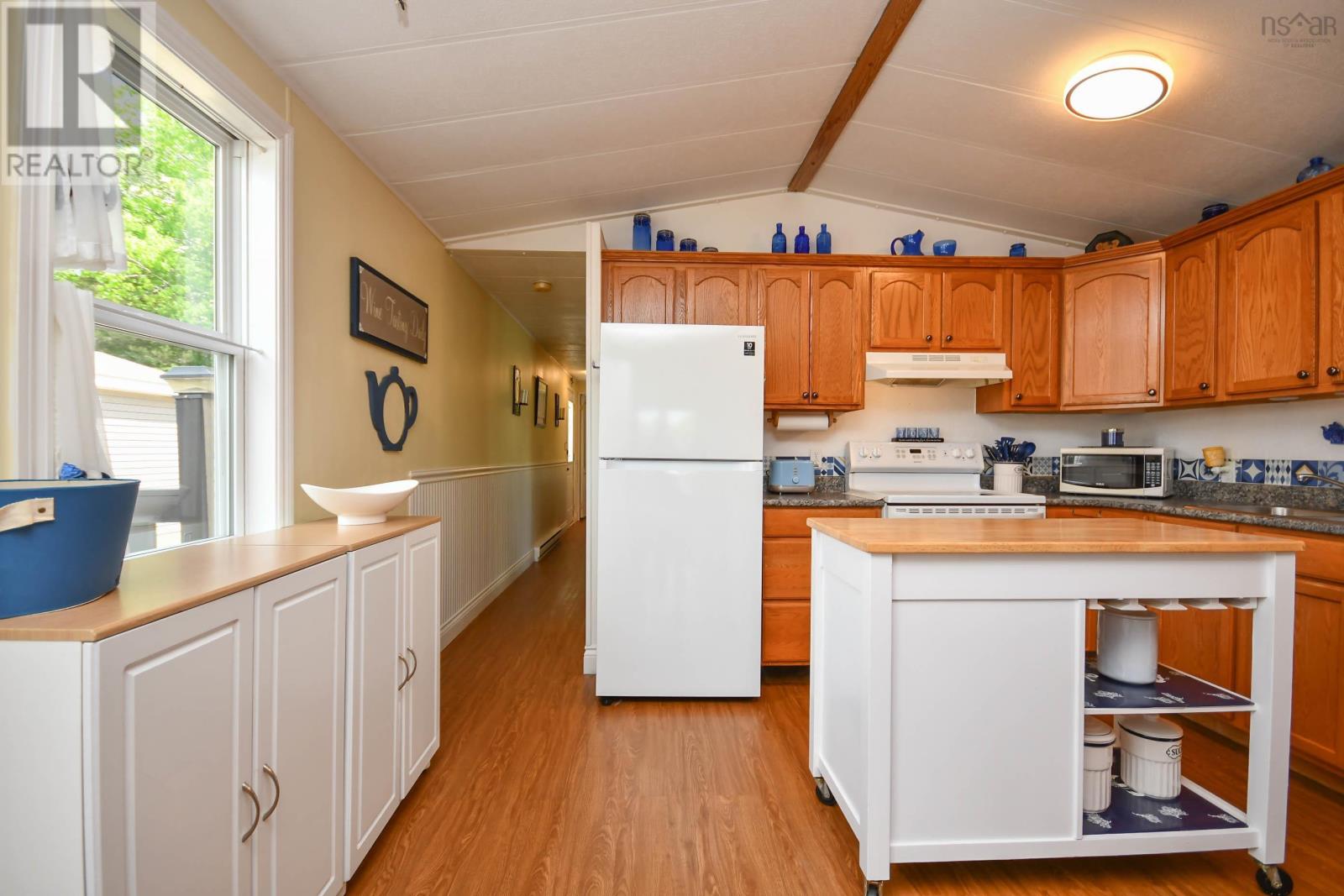 1526 Woodbine Drive, Beaver Bank, Nova Scotia  B4E 2M9 - Photo 21 - 202615045