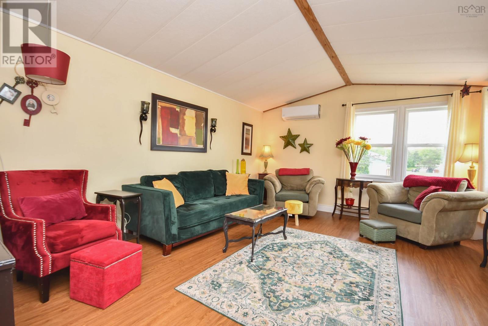 1526 Woodbine Drive, Beaver Bank, Nova Scotia  B4E 2M9 - Photo 9 - 202615045