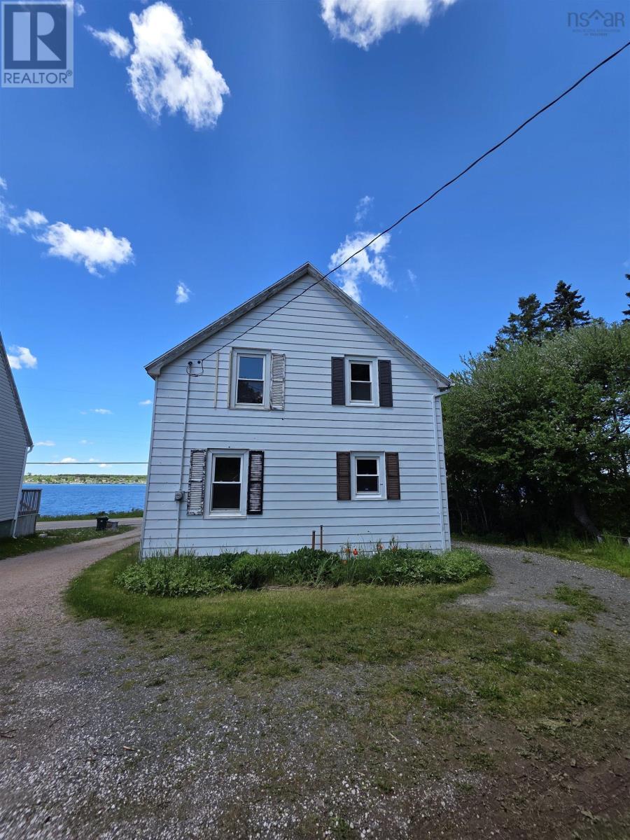 2345 Highway 239 Highway, Point Edward, Nova Scotia  B2A 4R3 - Photo 2 - 202615053
