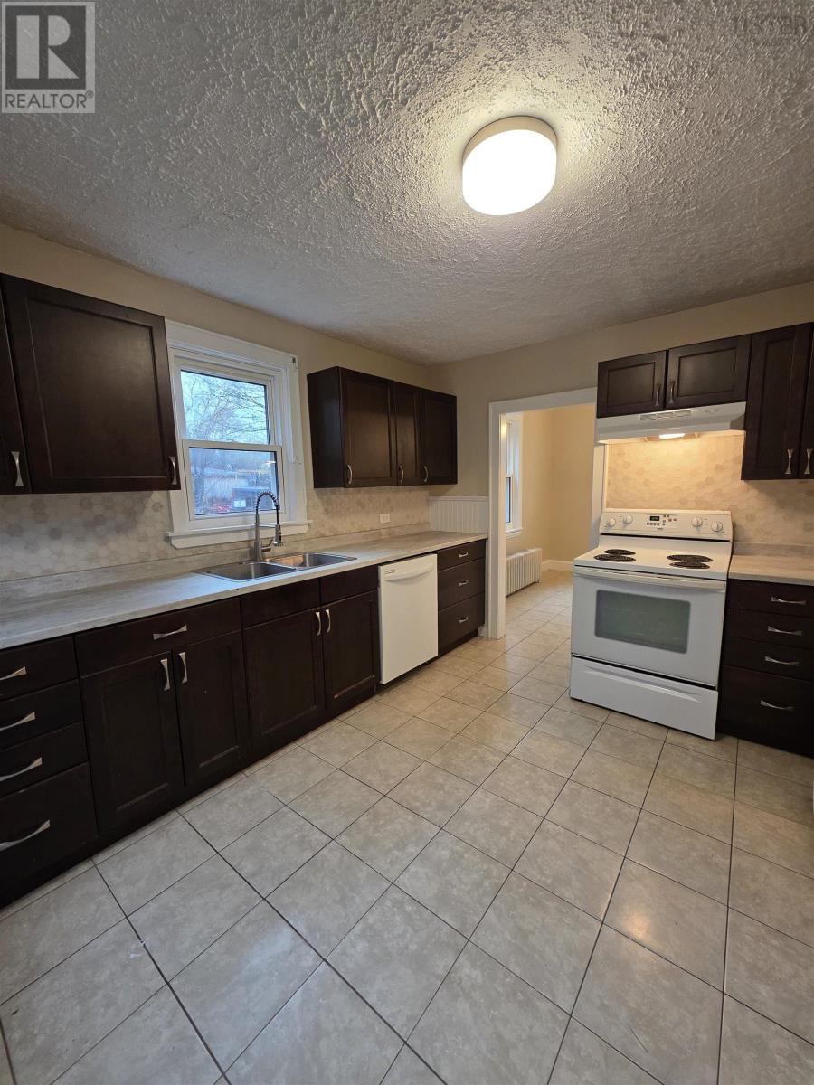 2345 Highway 239 Highway, Point Edward, Nova Scotia  B2A 4R3 - Photo 4 - 202615053