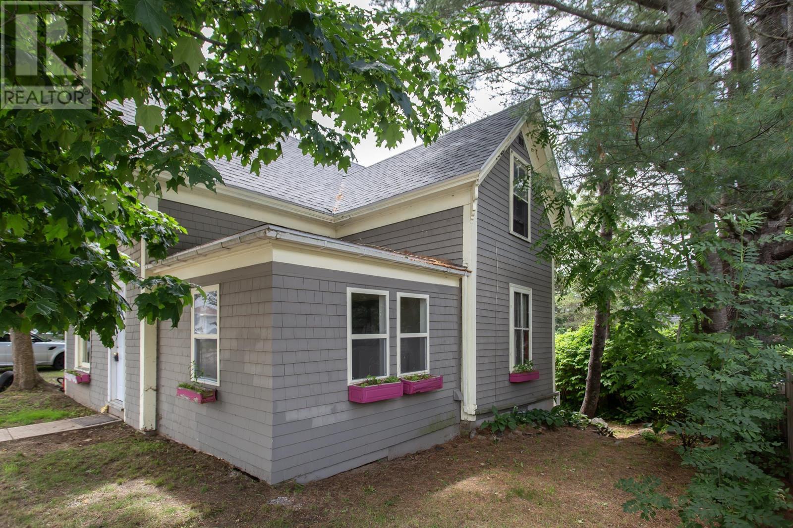 3 Court Street, Bridgetown, Nova Scotia  B0S 1C0 - Photo 3 - 202608667