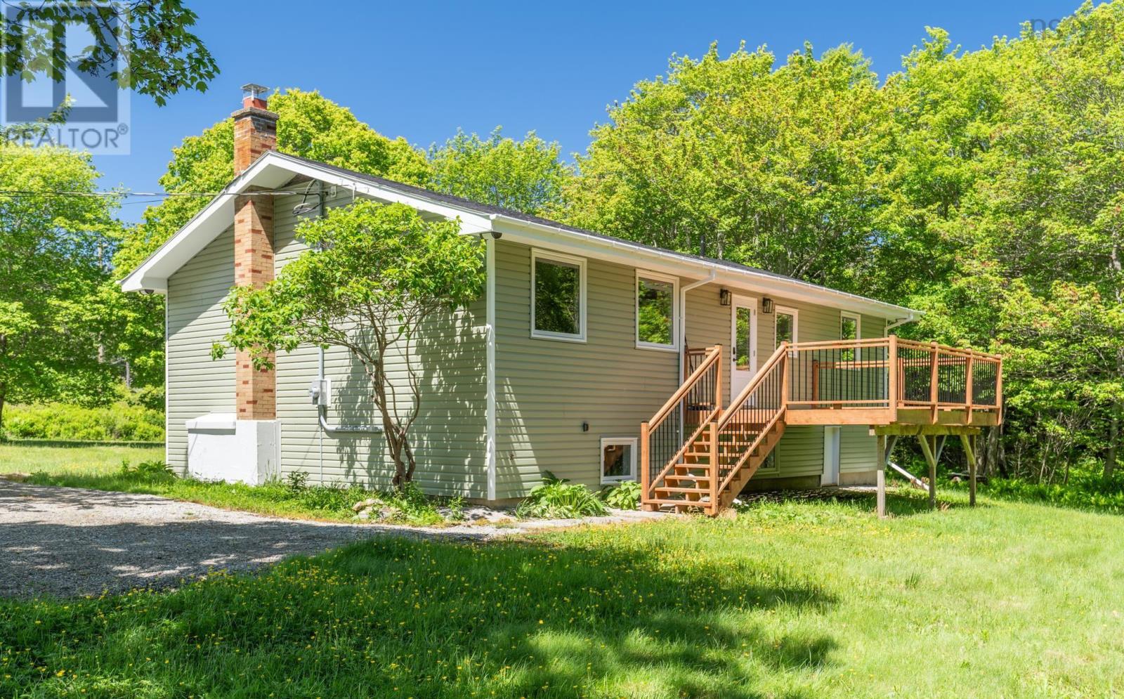 2350 Highway 1, Wellington, Nova Scotia  B5A 5A8 - Photo 2 - 202615172