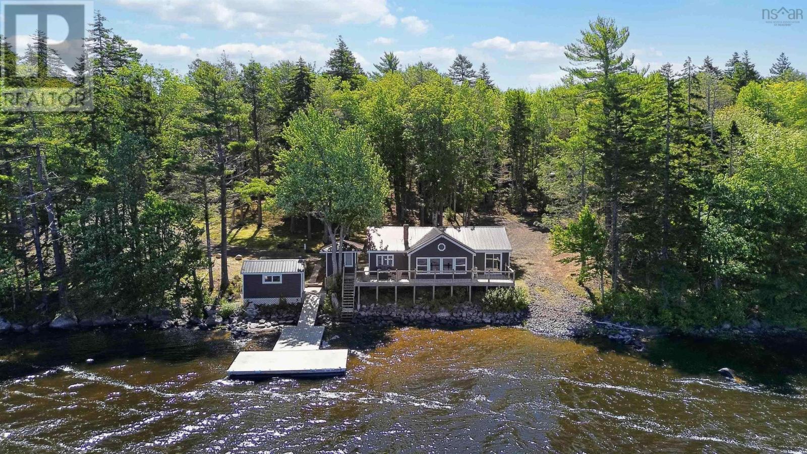 31 Lake Shore Drive, North Range, Nova Scotia  B0W 1H0 - Photo 2 - 202615188