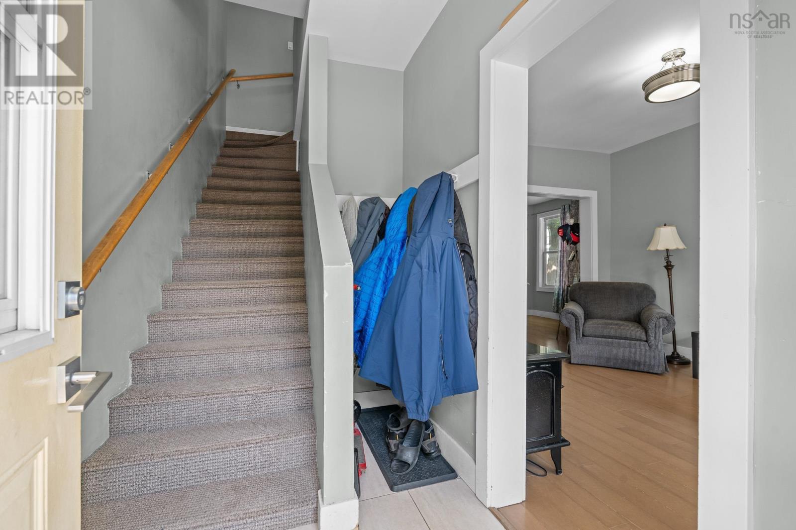 192/194 Albert Street, Windsor, Nova Scotia  B0N 2T0 - Photo 6 - 202615190