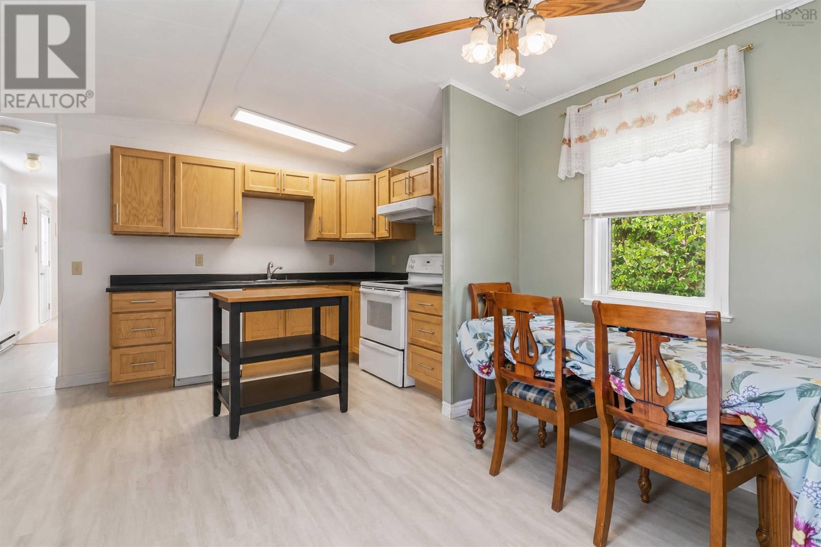 1217 Susan Drive, Beaver Bank, Nova Scotia  B4E 2N3 - Photo 6 - 202615234