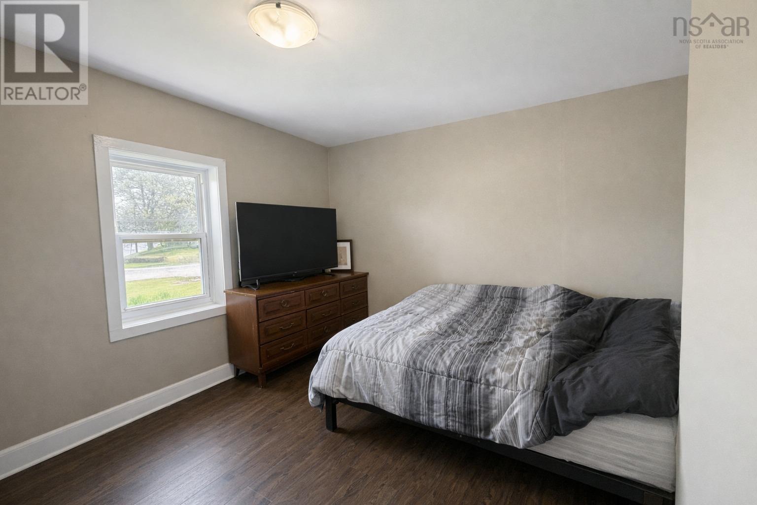30-32 West Pleasant Street, Amherst, Nova Scotia  B4H 1E4 - Photo 8 - 202615239