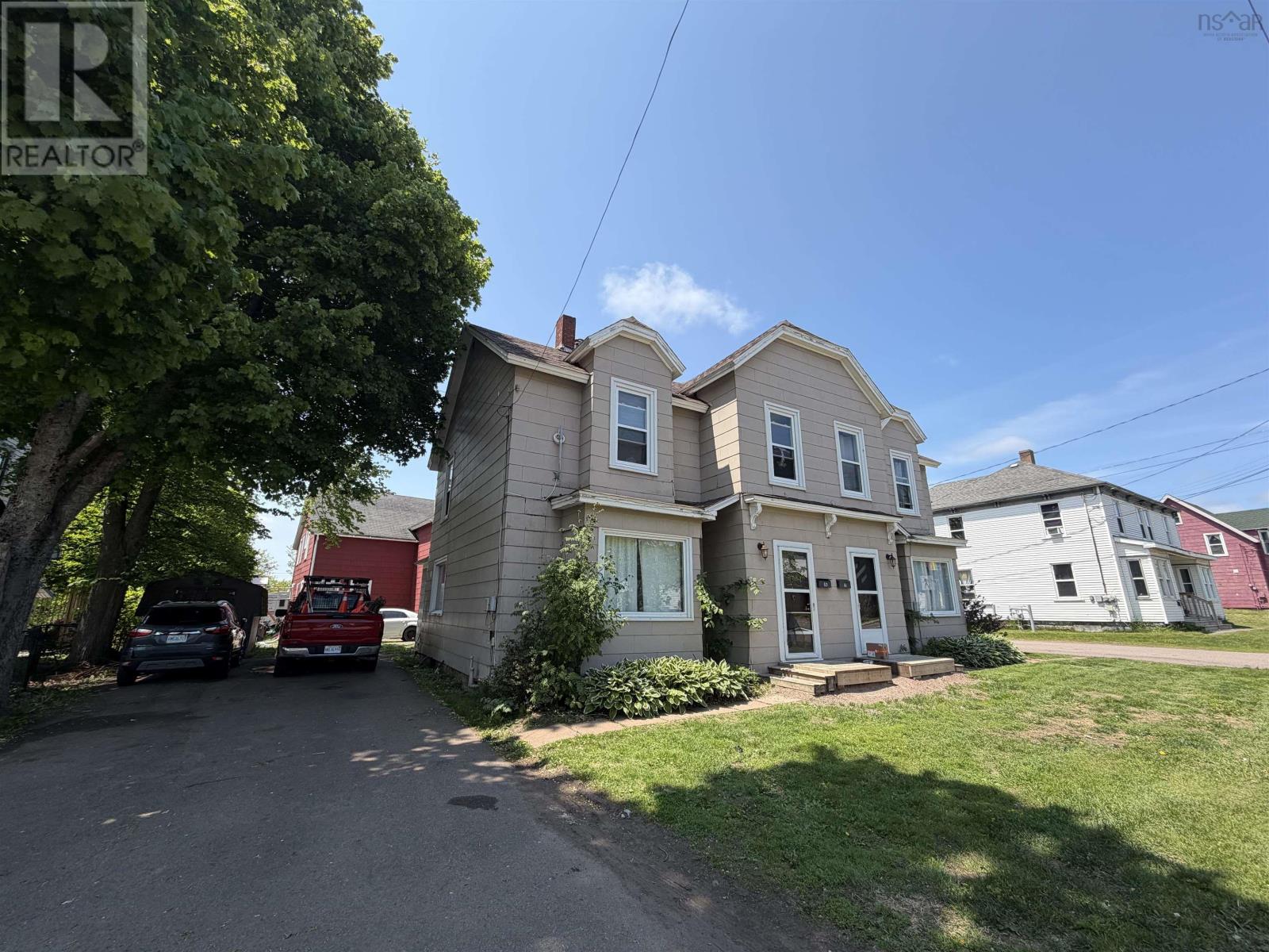 61-63 Albion Street, Amherst, Nova Scotia  B4H 2W2 - Photo 3 - 202615285