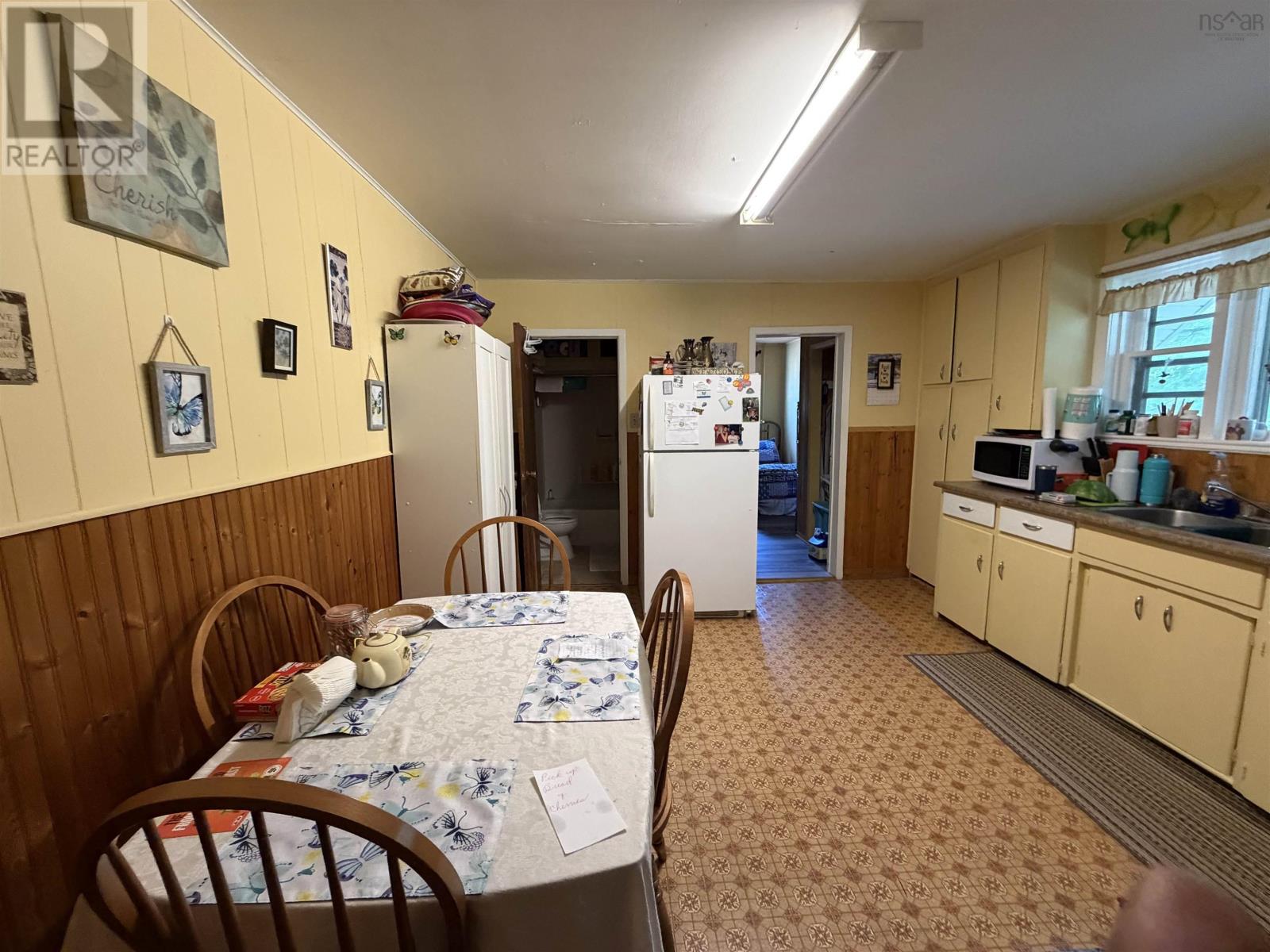98 Victoria Street W, Amherst, Nova Scotia  B4H 1C8 - Photo 11 - 202615286