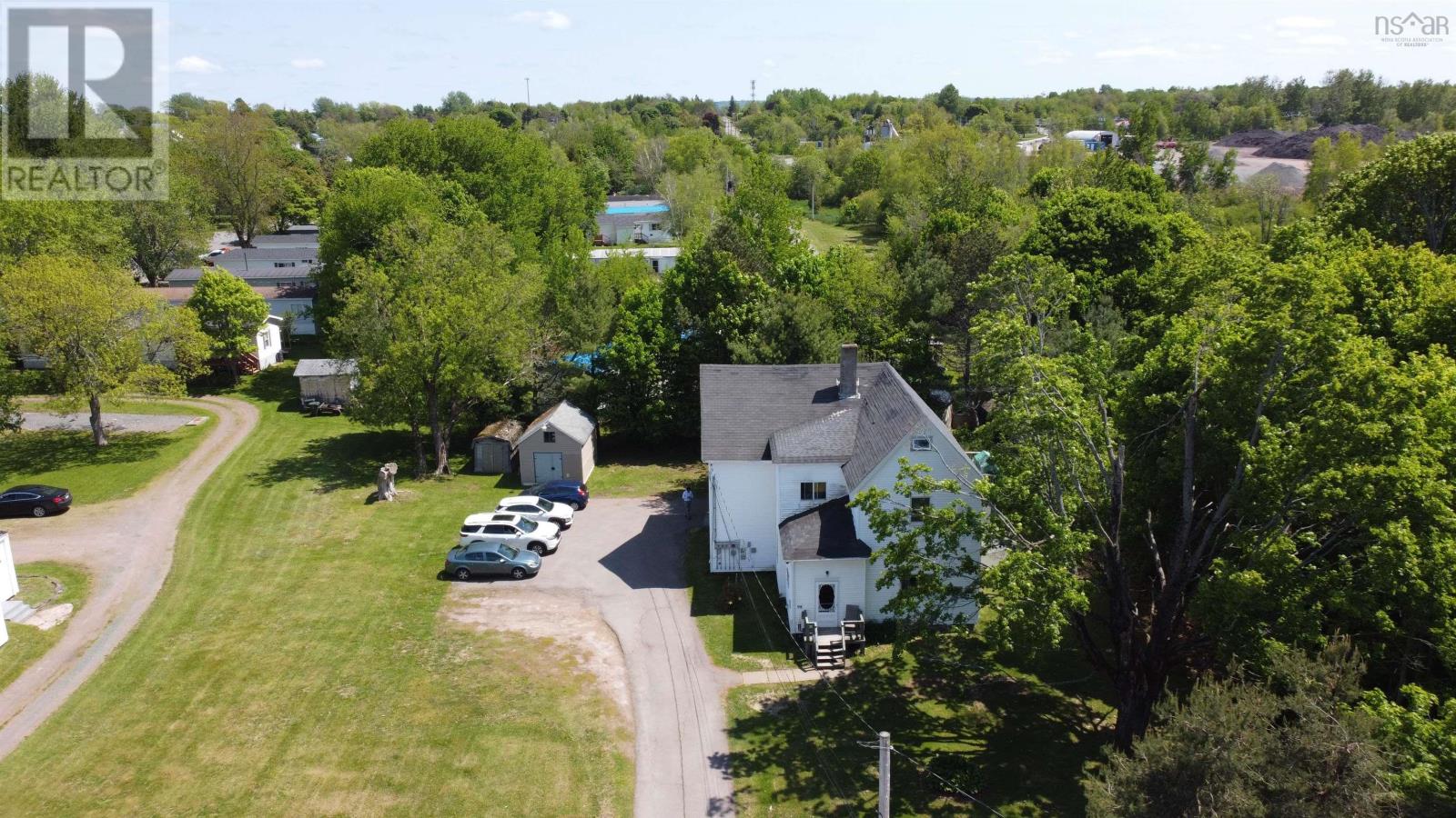 98 Victoria Street W, Amherst, Nova Scotia  B4H 1C8 - Photo 40 - 202615286
