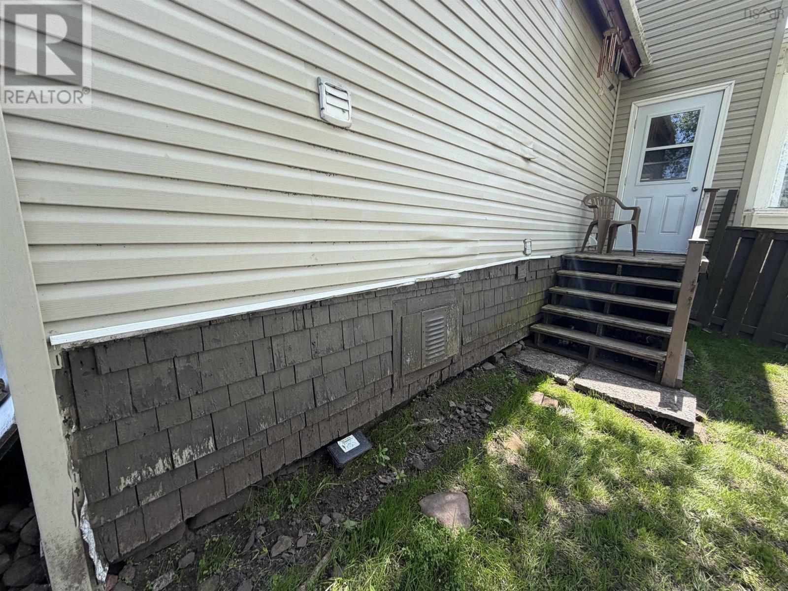 8 East Pleasant Street, Amherst, Nova Scotia  B4H 1M4 - Photo 24 - 202615287