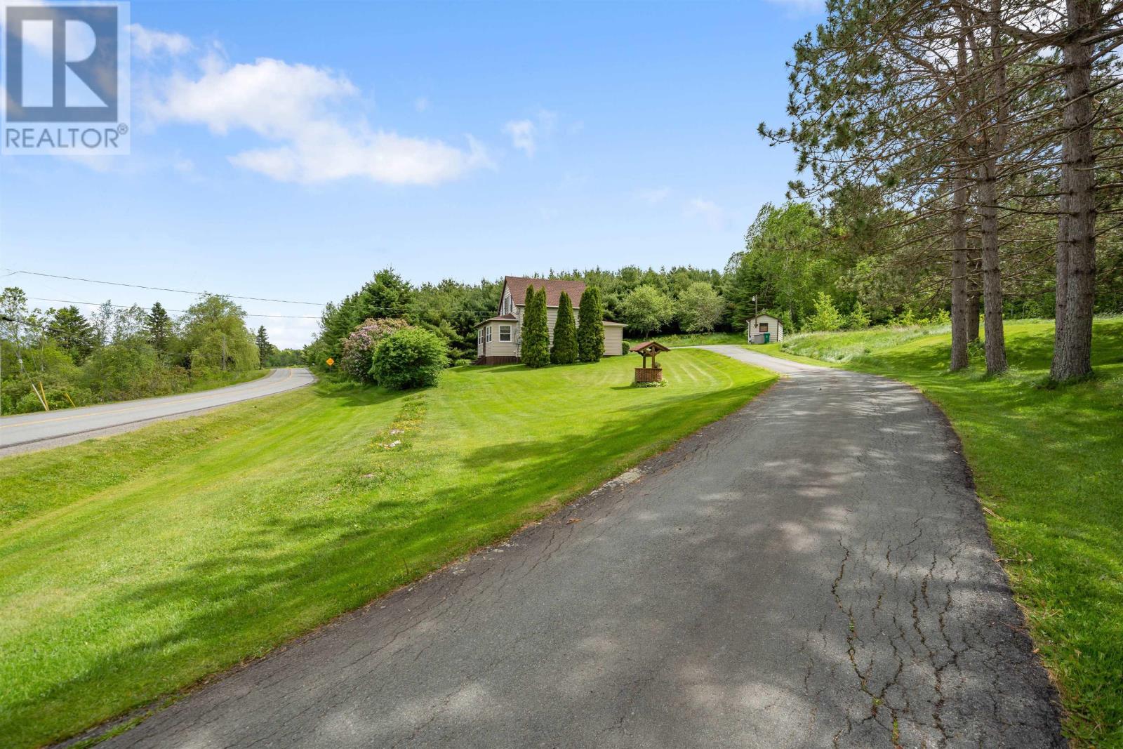 1853 Wentworth Road, Newport Station, Nova Scotia  B0N 2B0 - Photo 3 - 202615292