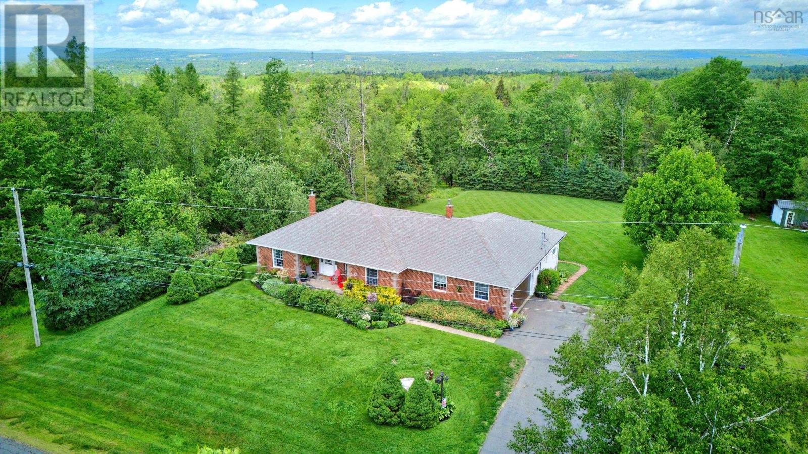 45 Glenabbey Drive, Murray Siding, Nova Scotia  B6L 3L1 - Photo 4 - 202615533
