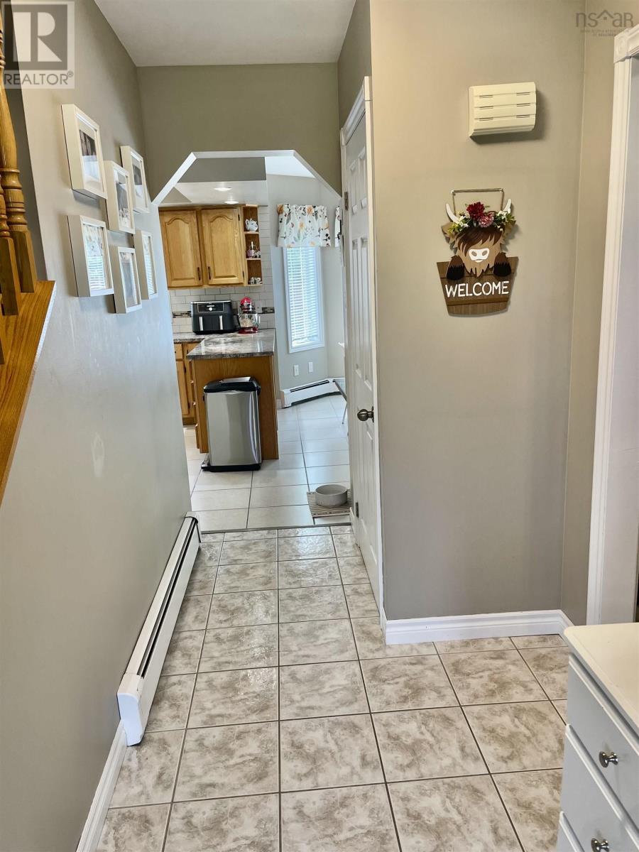 48 Amberwood Crescent, Westmount, Nova Scotia  B1R 2J8 - Photo 12 - 202615696