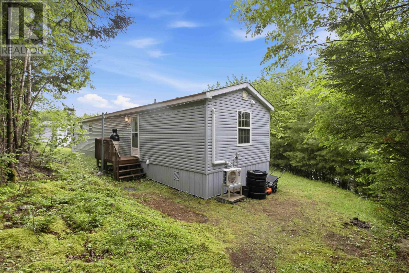 9 Grumpy Lane, Lake Echo, Nova Scotia  B3E 1C4 - Photo 37 - 202615737
