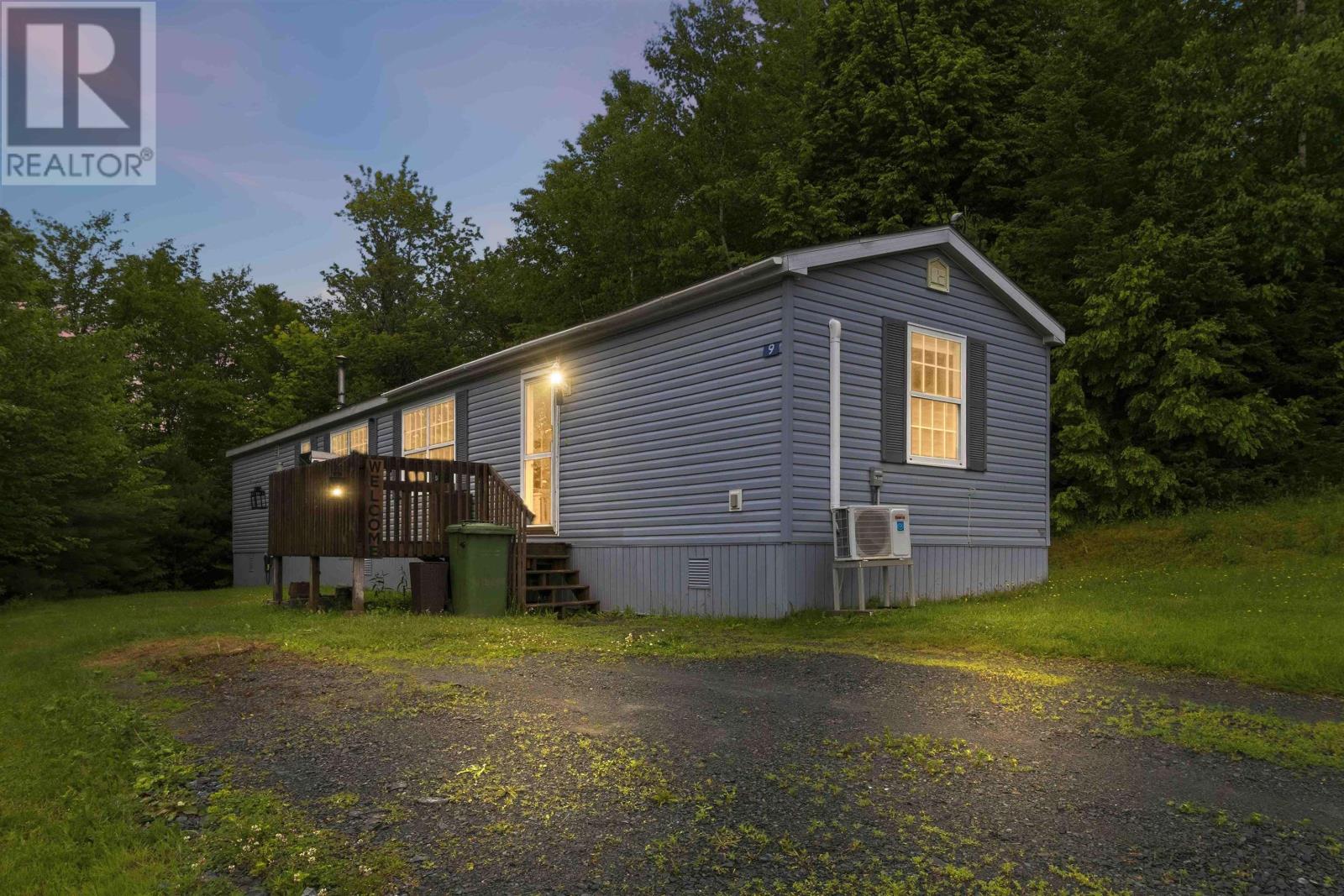 9 Grumpy Lane, Lake Echo, Nova Scotia  B3E 1C4 - Photo 4 - 202615737