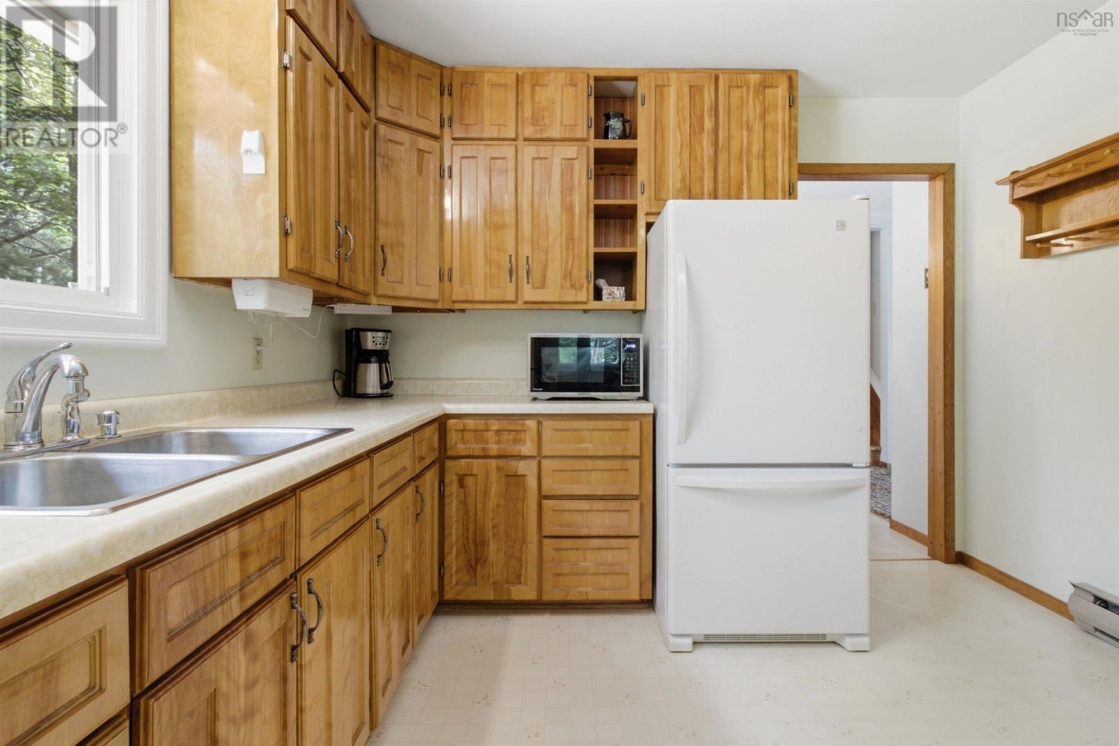 36 Anthony Avenue, Wellington, Nova Scotia  B2T 1A3 - Photo 8 - 202615756