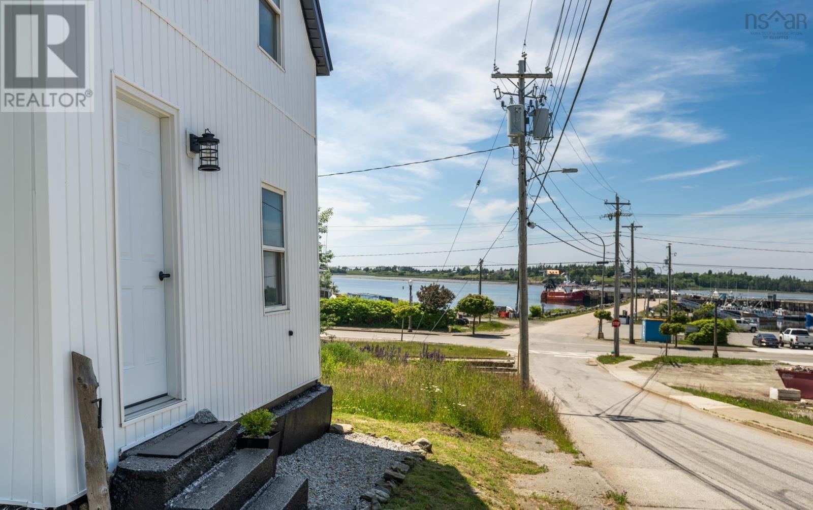 7 Pearl Street, Yarmouth, Nova Scotia  B5A 3M4 - Photo 38 - 202615926