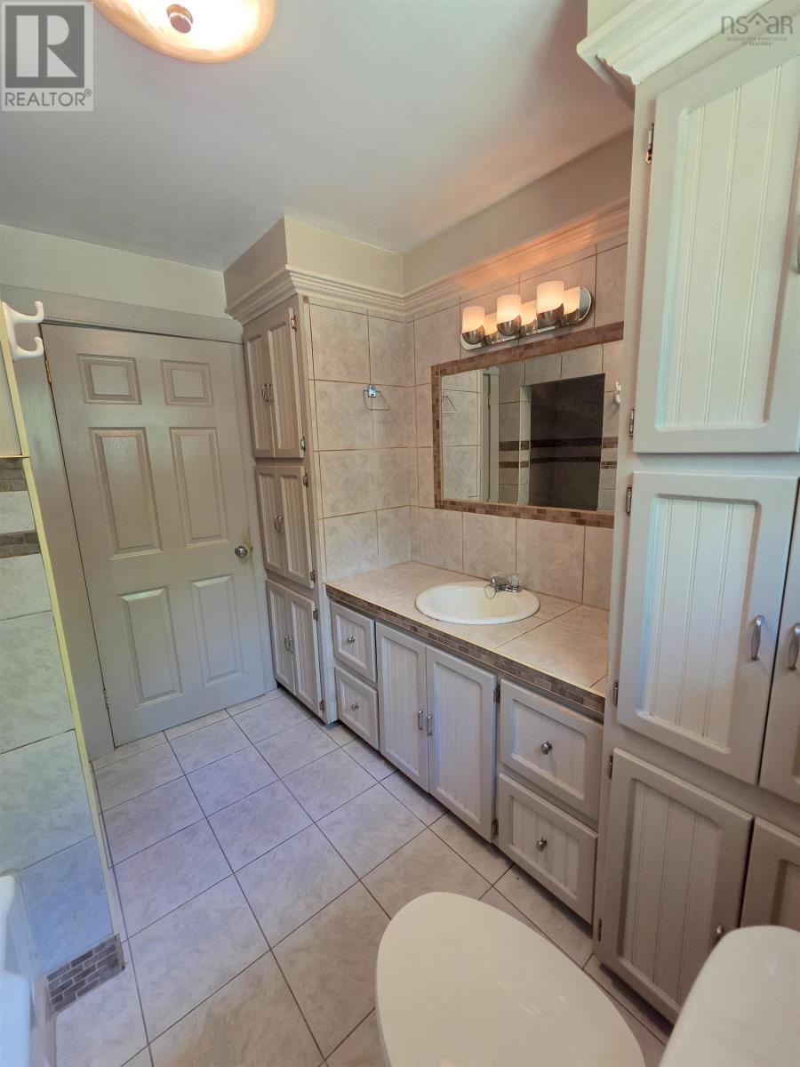 119 Hubley Road, Barss Corner, Nova Scotia  B0R 1A0 - Photo 22 - 202616044