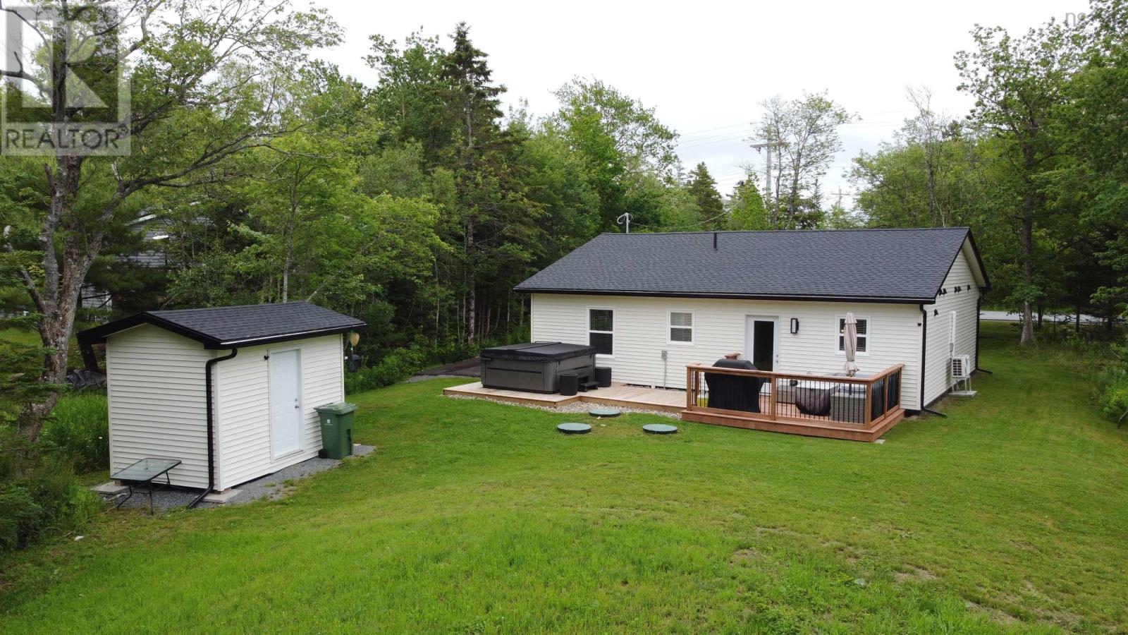 18 Old Mines Road, Mount Uniacke, Nova Scotia  B0N 1Z0 - Photo 39 - 202616083