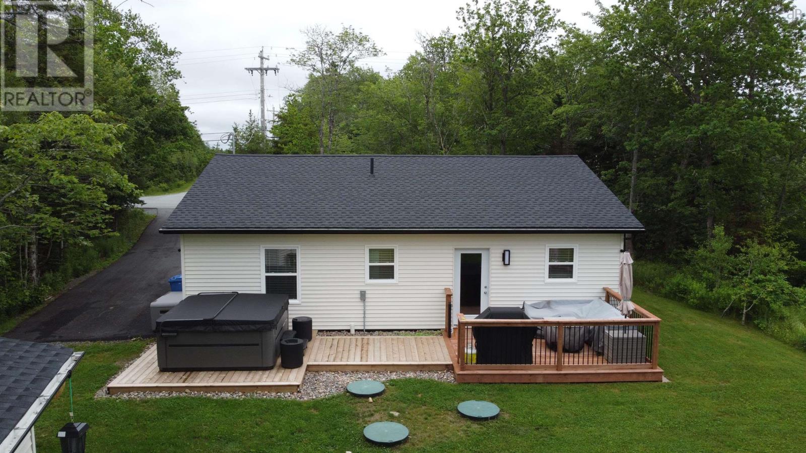 18 Old Mines Road, Mount Uniacke, Nova Scotia  B0N 1Z0 - Photo 40 - 202616083