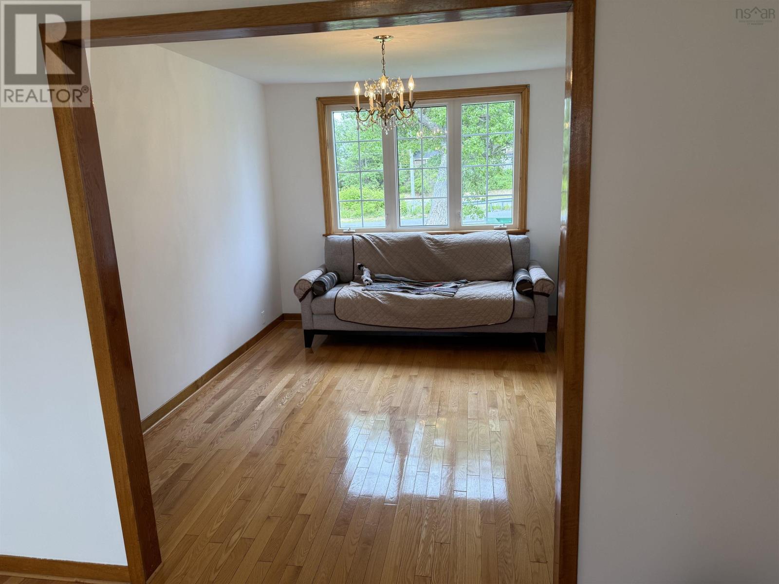 3515 Bay Avenue, New Waterford, Nova Scotia  B1H 2P2 - Photo 12 - 202616088