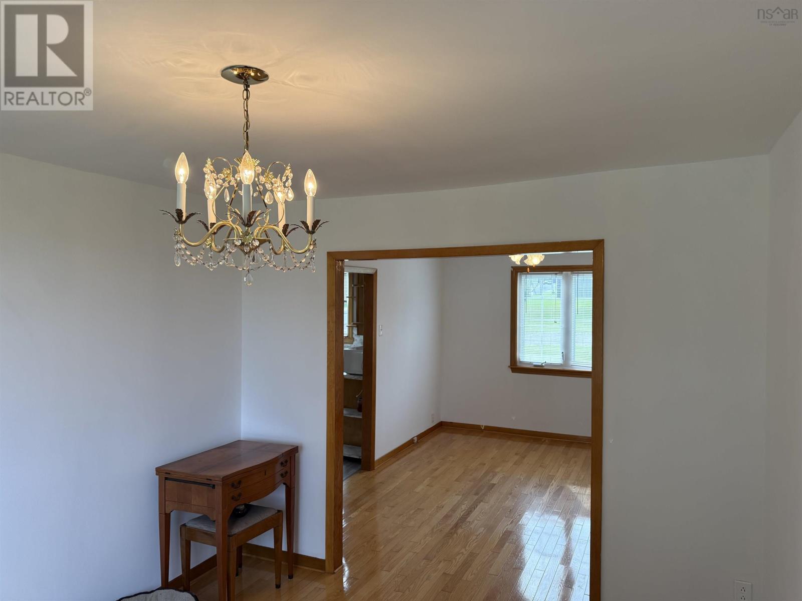 3515 Bay Avenue, New Waterford, Nova Scotia  B1H 2P2 - Photo 13 - 202616088