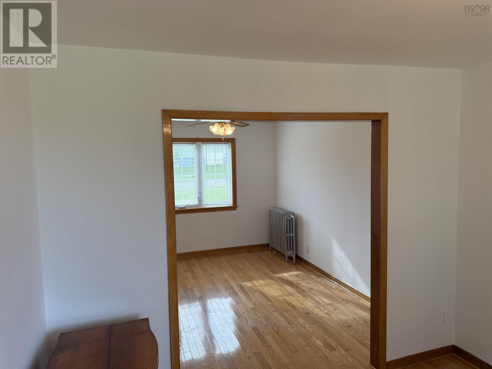3515 Bay Avenue, New Waterford, Nova Scotia  B1H 2P2 - Photo 15 - 202616088