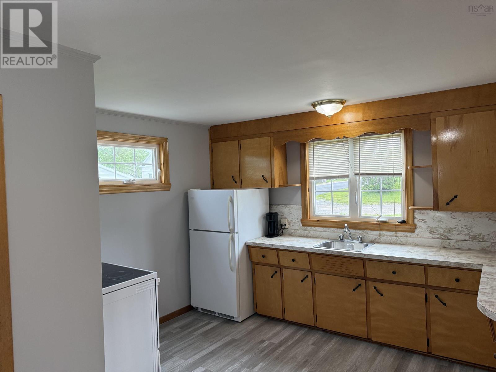 3515 Bay Avenue, New Waterford, Nova Scotia  B1H 2P2 - Photo 20 - 202616088