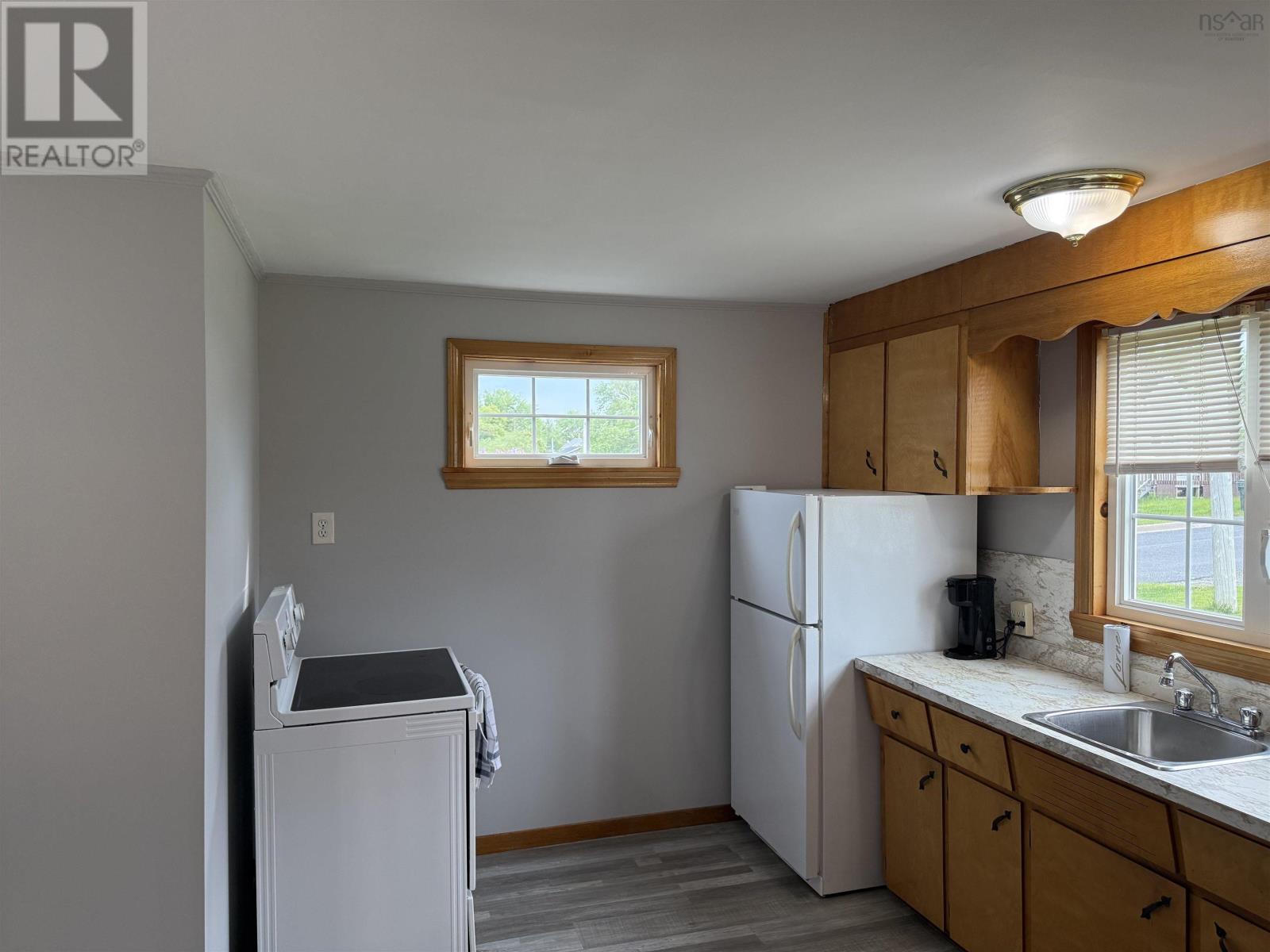 3515 Bay Avenue, New Waterford, Nova Scotia  B1H 2P2 - Photo 21 - 202616088
